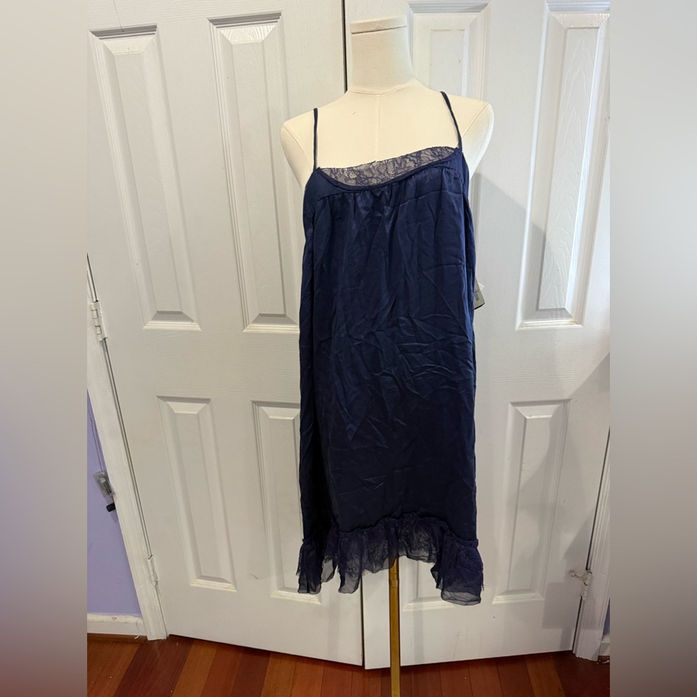 Vera Wang Deep Blue Lace Dress